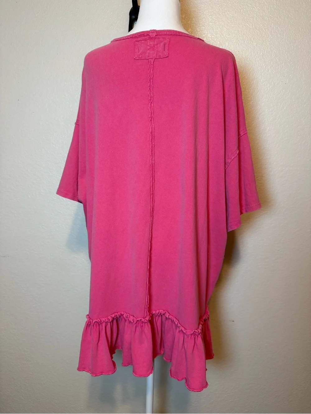 Free People We The Free Why Yes Ruffle Hem Tee Shirt Hot Pink Medium